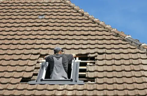 Pose de velux à Etaules